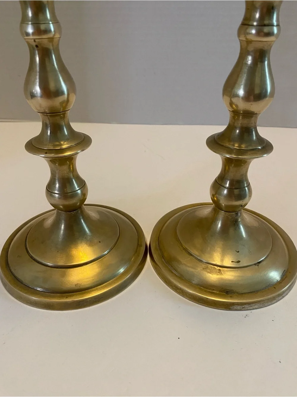 Unbranded brass candle